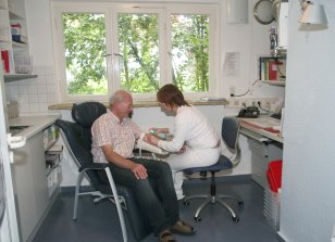 Behandlung unten